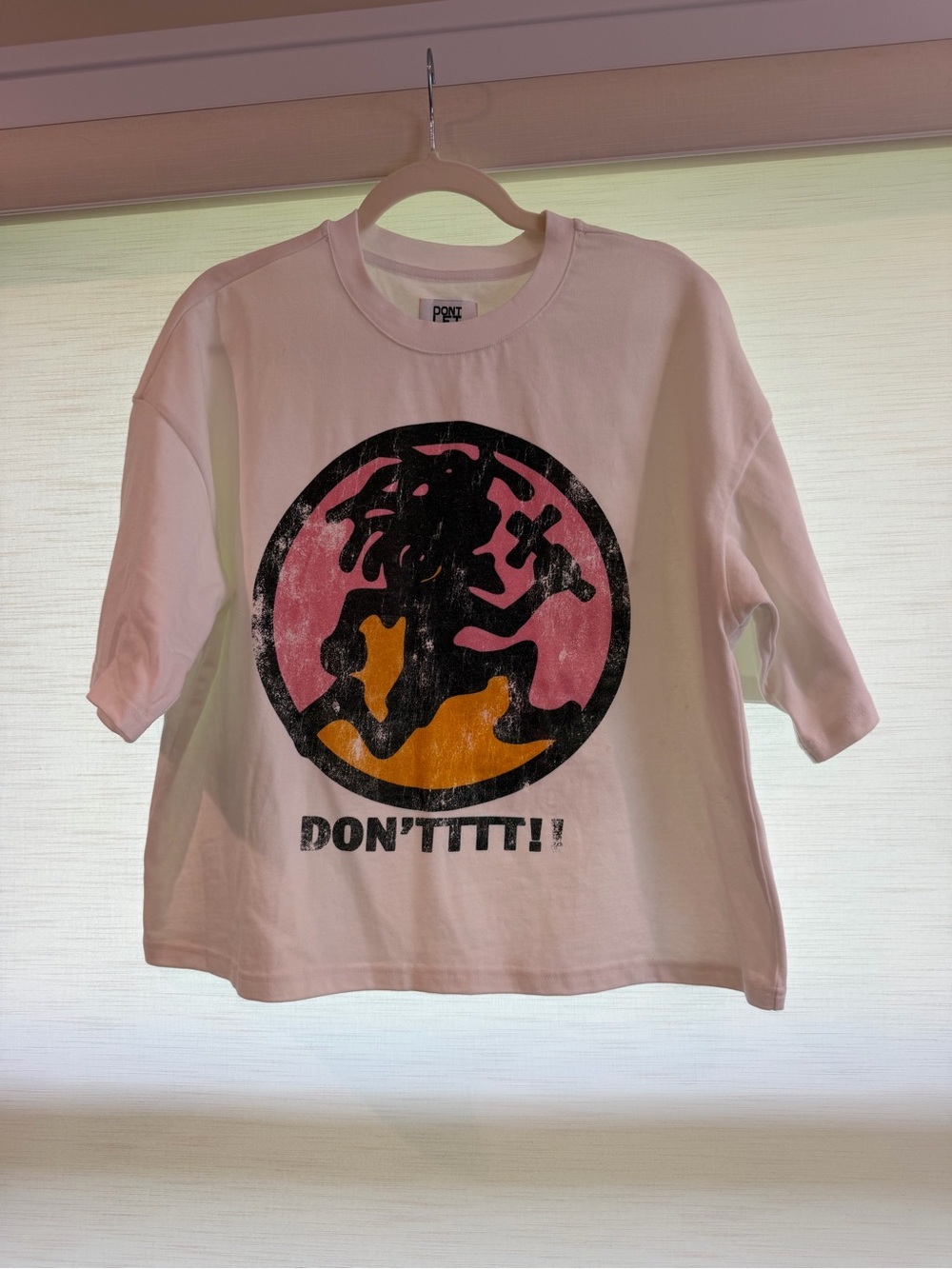 DON'TTTT!! Running Man Short-Sleeve Tee with Pink & Orange Circle size small